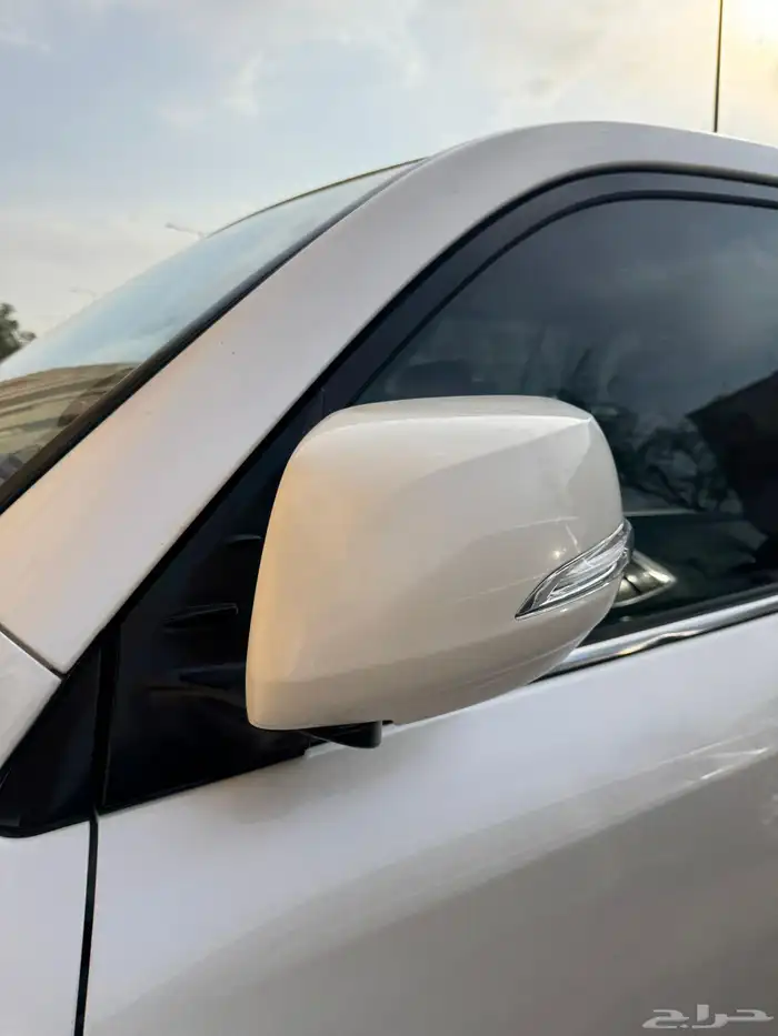 جيب لكزس LX570 2012 نظيف 9