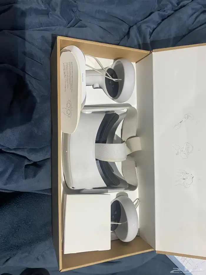 نظارة vr كويست تو 2 بحالة سليمة واستعمال خفيف 2