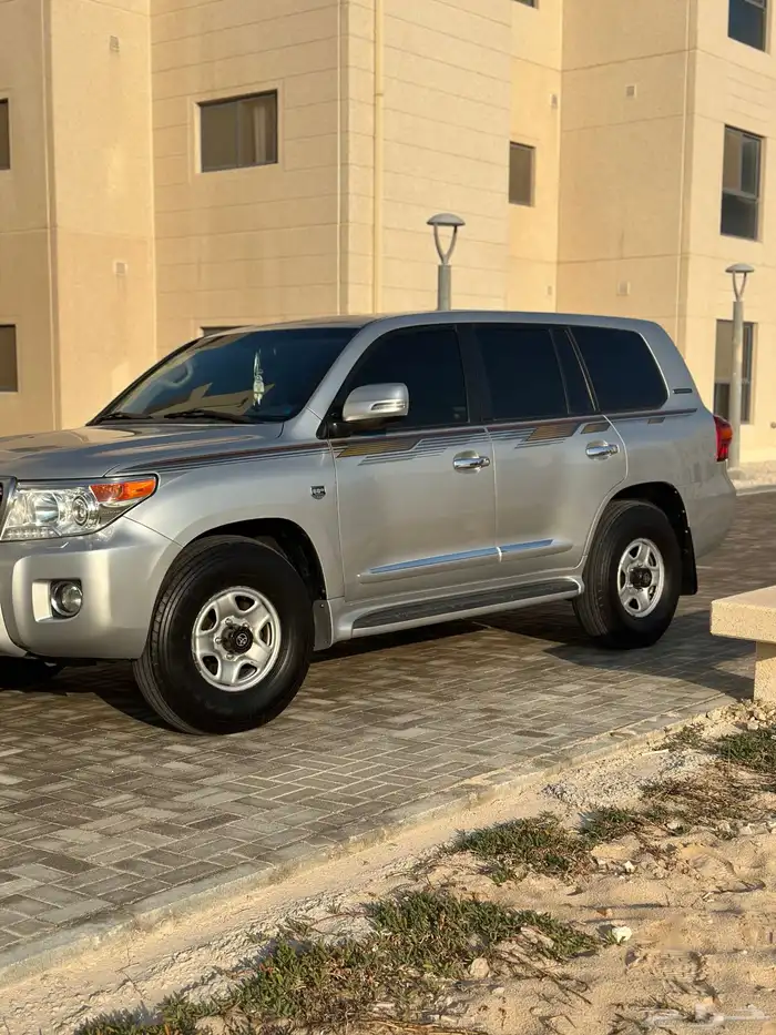 للبيع لاند كلوزر GX-R 2015 5