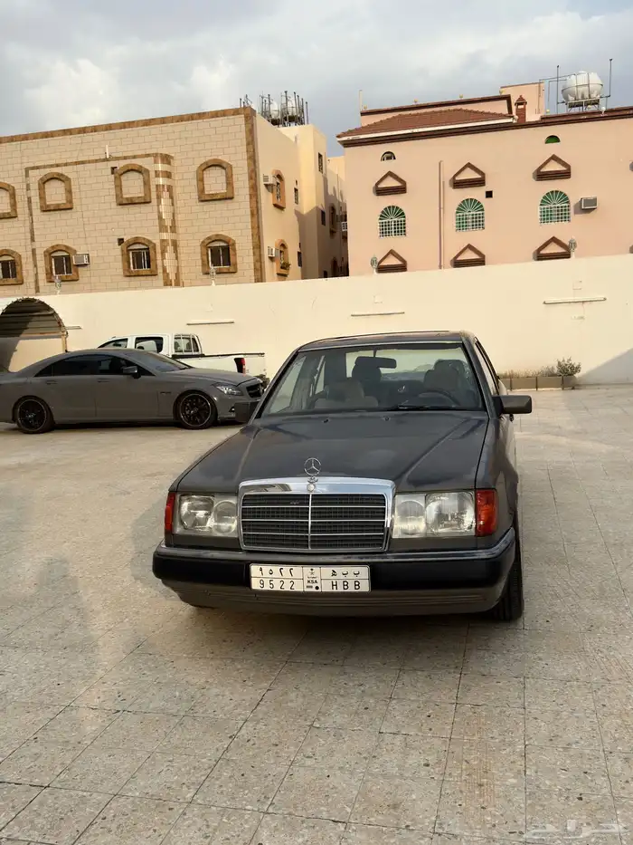 مرسيدس 300 E فرخ شبح (مخزن ) ممشى 31 الف 1992 9