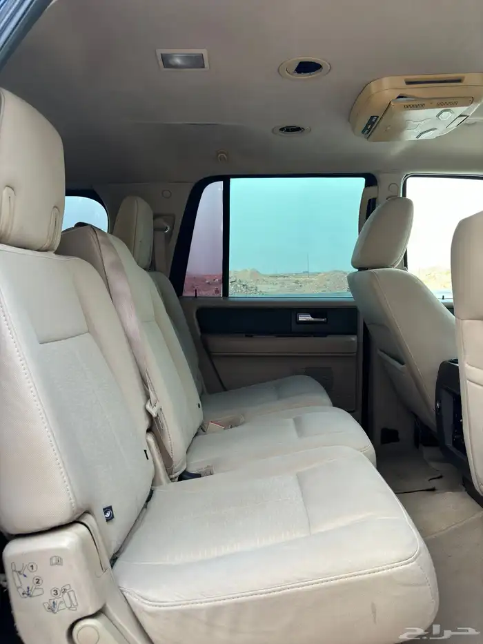فورد اكسبديشن 2013 طويل بدي وكاله نص فل XLT 15