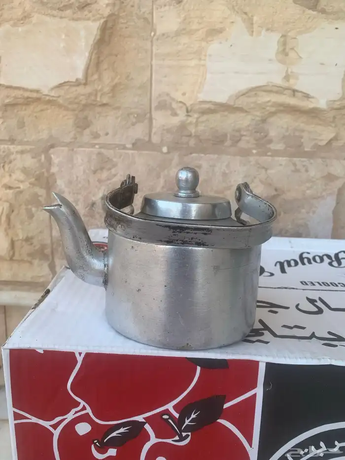 إبريق معدن هندي 2