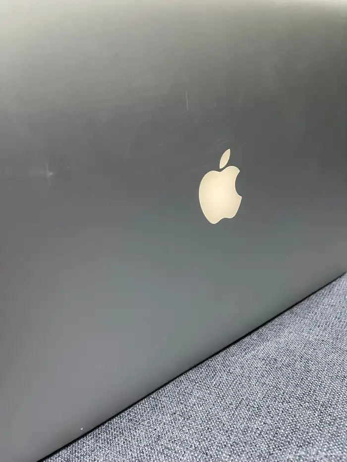لابتوب ماك بوك برو i7 1