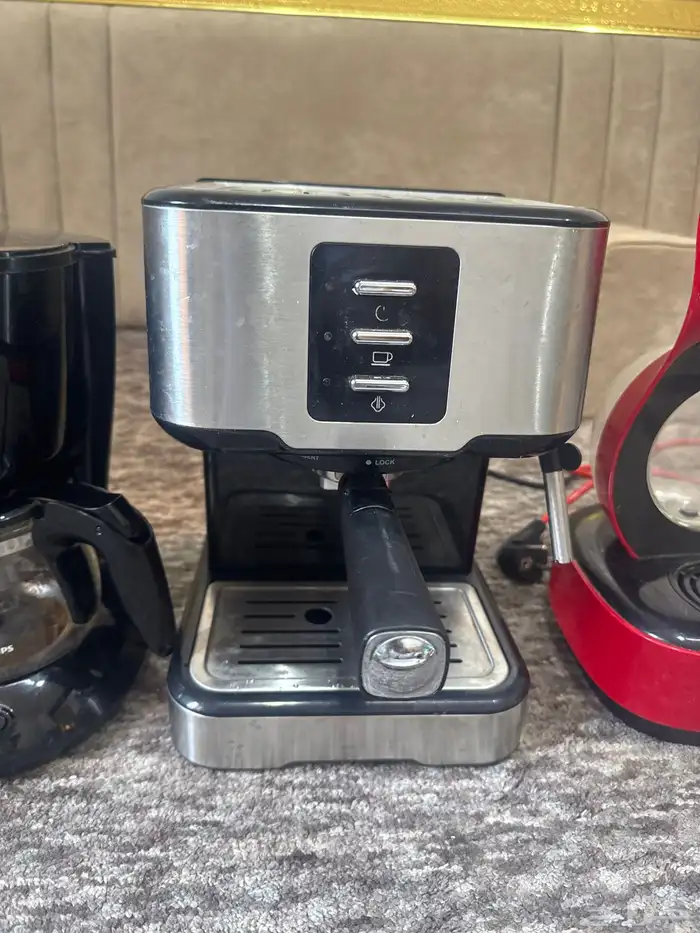 أله قهوه اسبريسو مع تبخير اله v60شركه فليبيس  اله كبسولات 2
