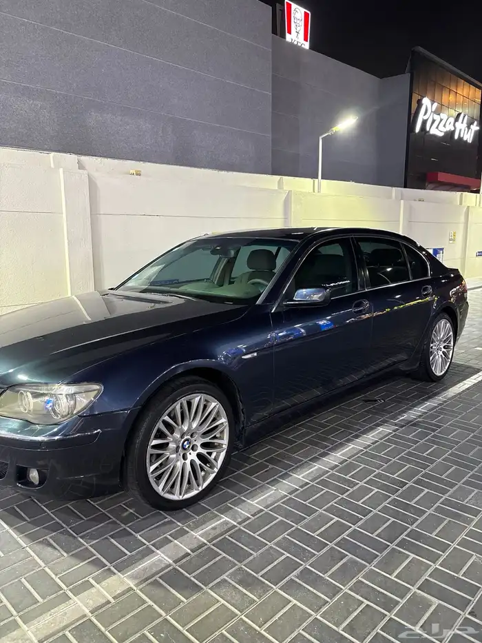 بي ام دبليو 730 7