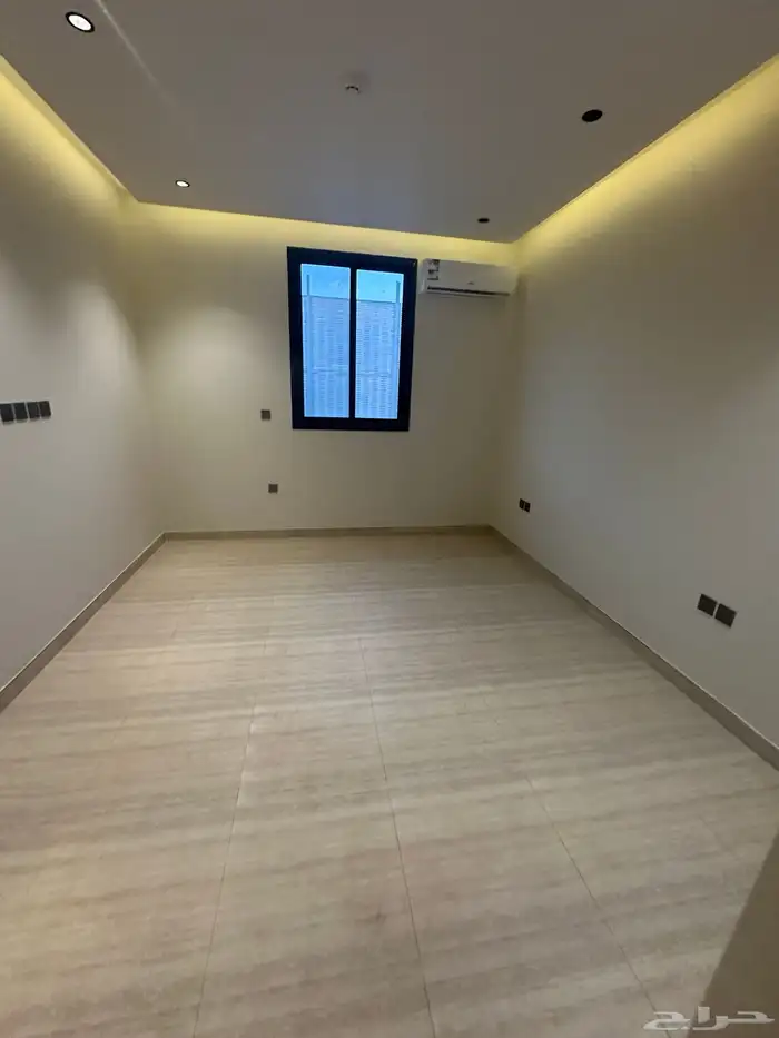 شقه مودرن حى اشبيليه 4 غرف 64 الف 2