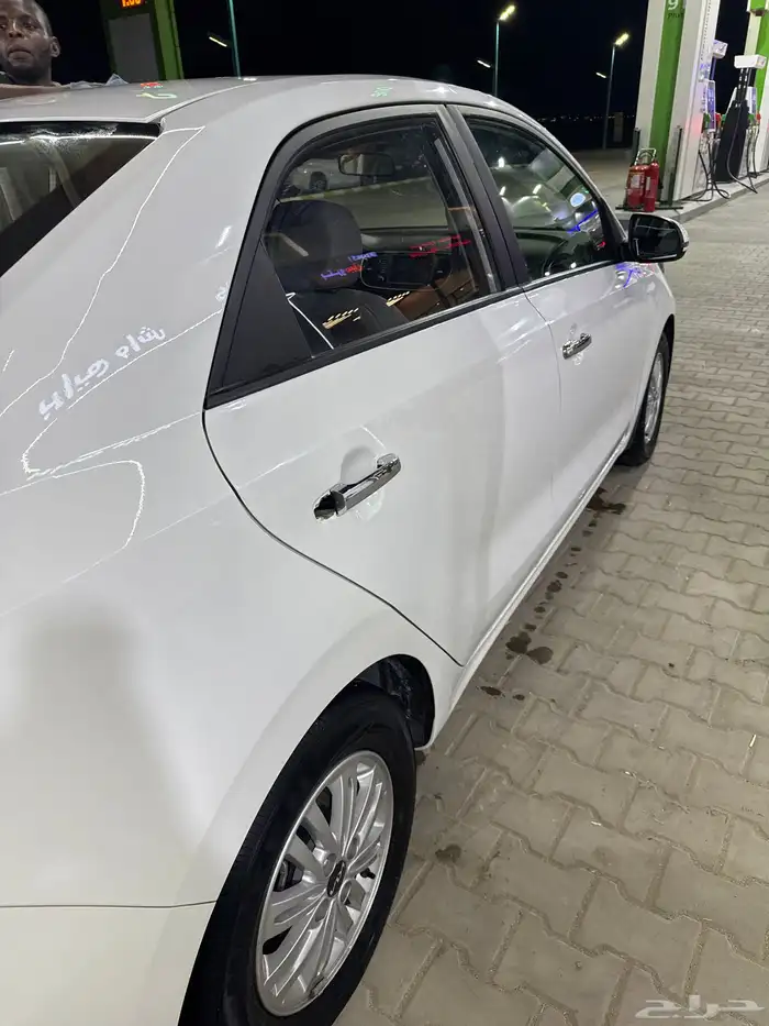 كيا بيجاس 4