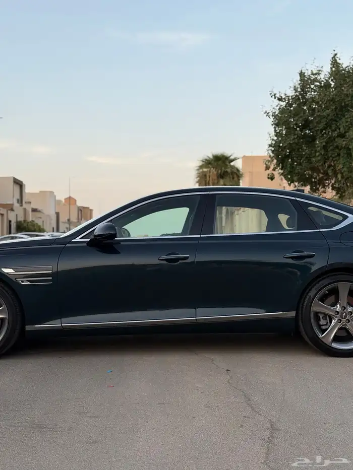 جنسس G80 بلاتينيوم 2022 نظيف جدا 4