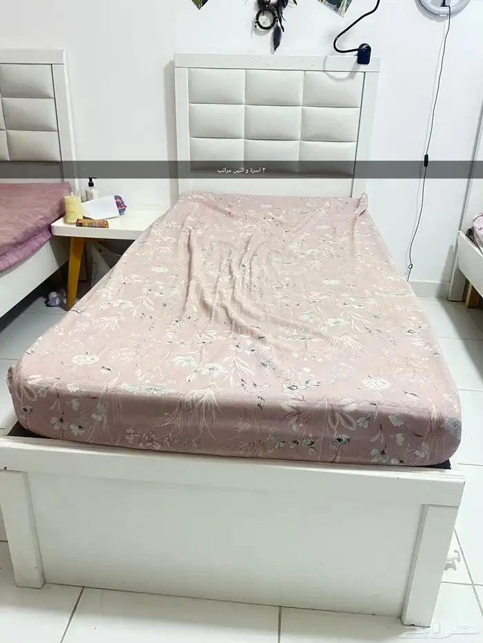 اثاث مستعمل ( اثنين اسرة مع اثنين مراتب 0