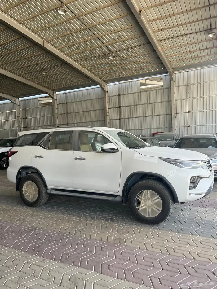 فورشنر ديزل خليجي 2023 اصفار فل كامل 5