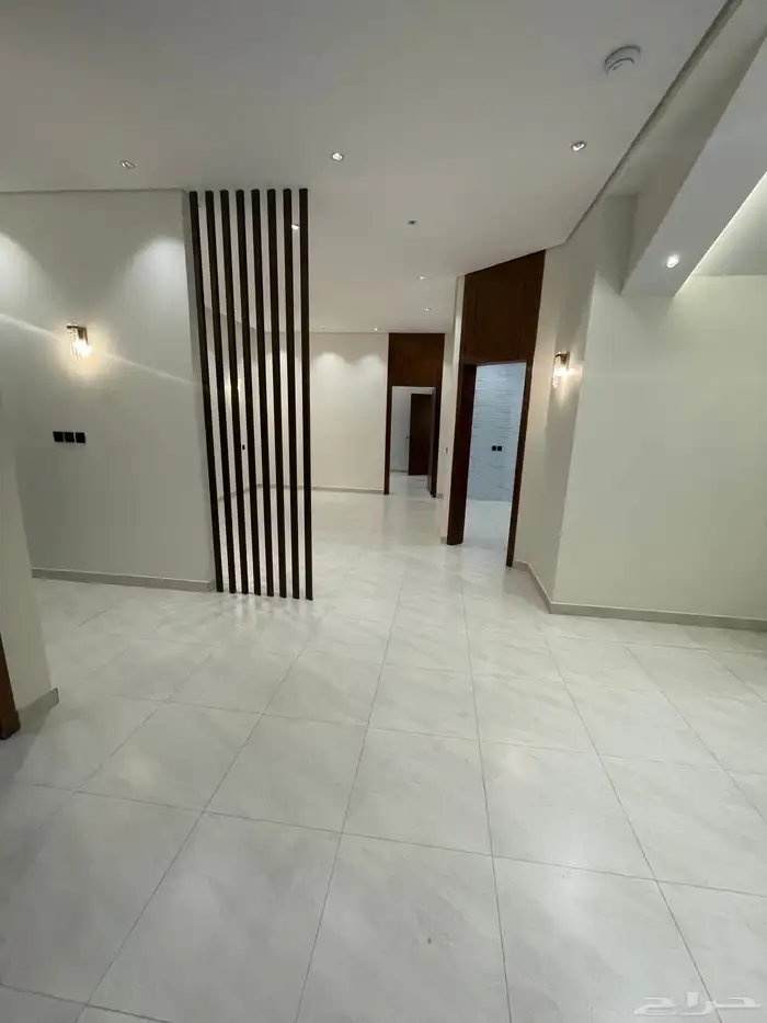 للبيع ارواف ارضيه وعلويه تشطيب vip ابها المحاله 30
