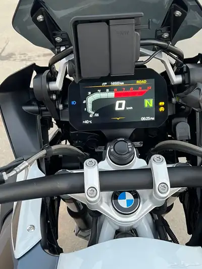 TROPHY Motorcycle 2023 BMW دباب index