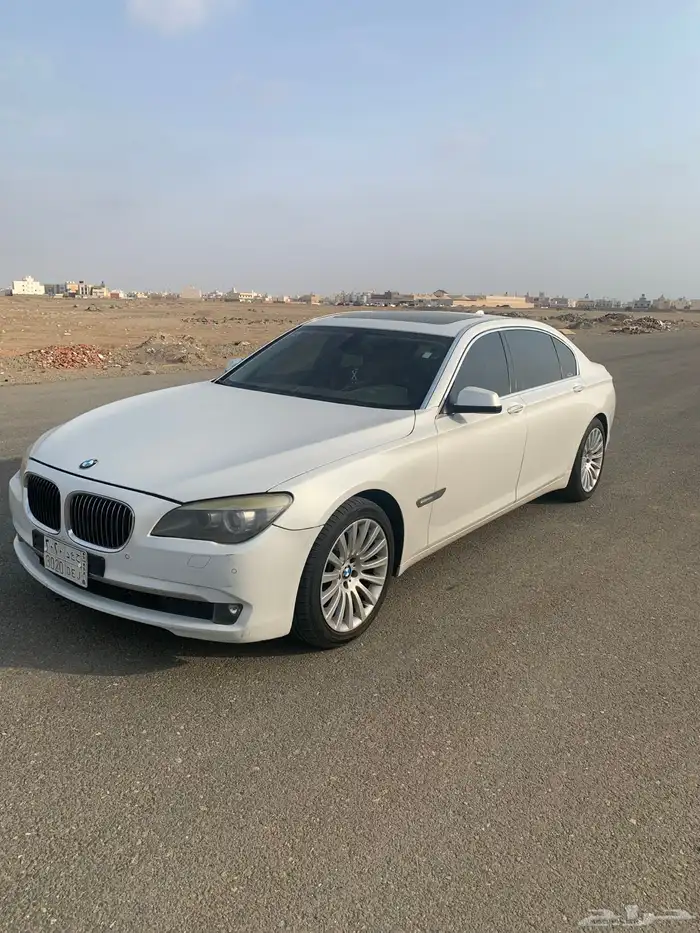 بي ام دبليو 730 2010 12