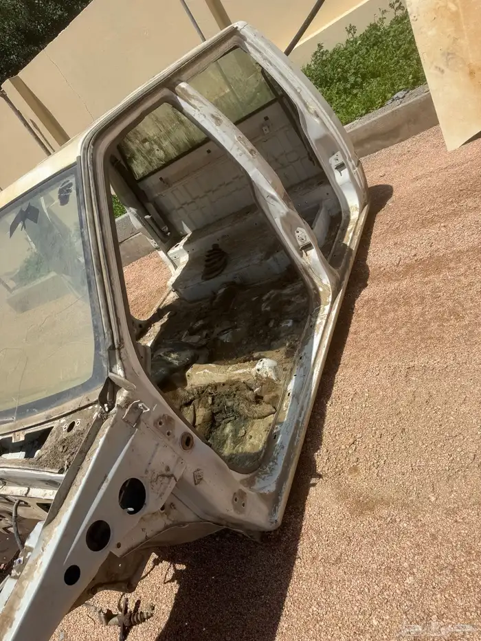 قطع تشليح ايسوزو 2001 20