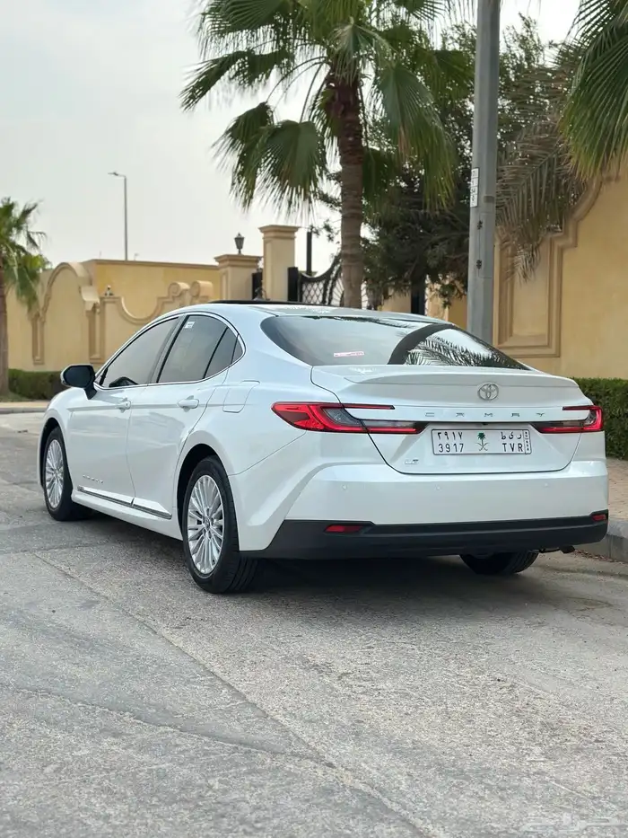 كامري فل 2025 وكالة 9
