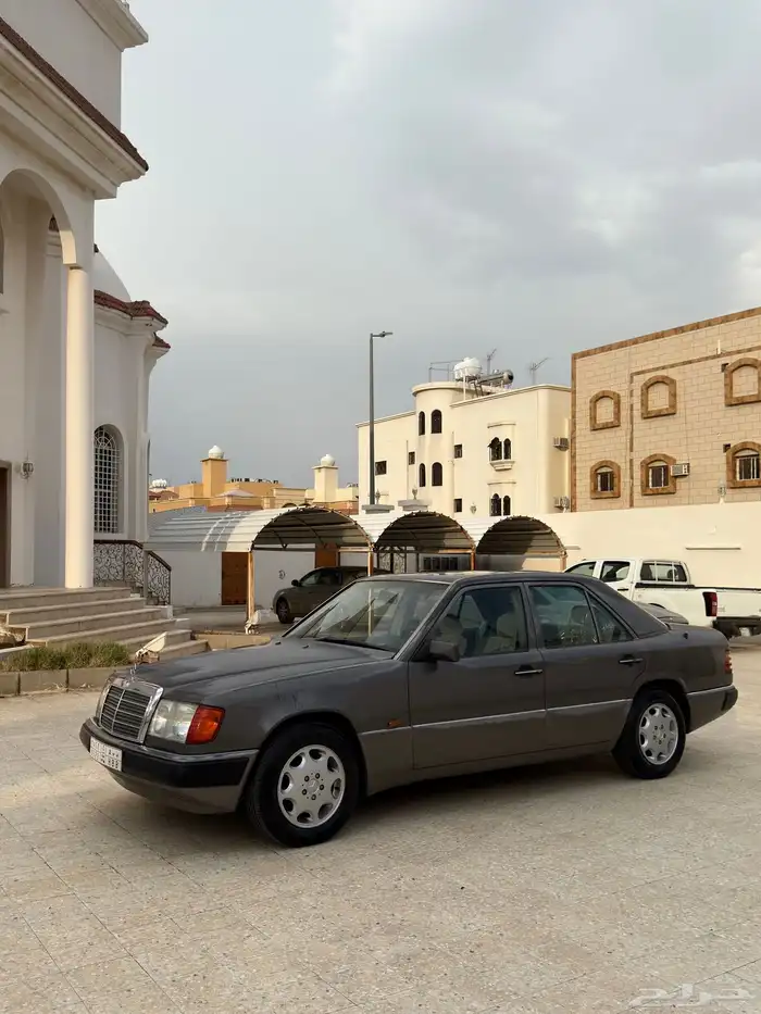 مرسيدس 300 E فرخ شبح (مخزن ) ممشى 31 الف 1992 59