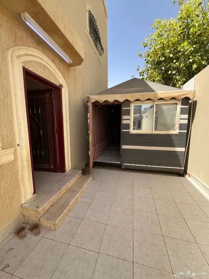 دور ارضي للبيع شرق بريدة خلف مركز طابا التجاري 14