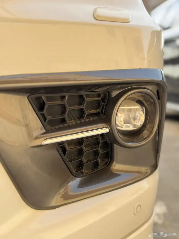 جيب لكزس LX570 2012 نظيف 10