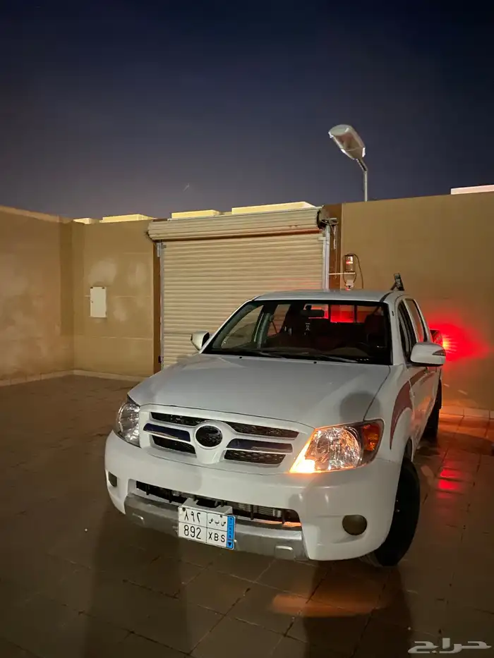 هايلكس 2006 نظيف 4