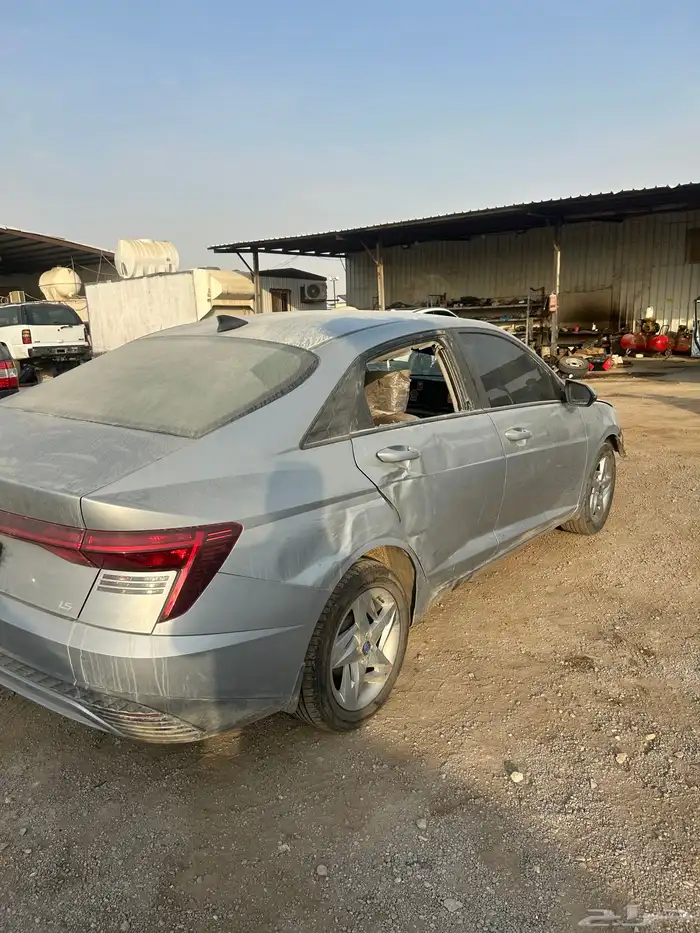 سيارات مصدومه للبيع بوضعها جاهزه للنقل 6