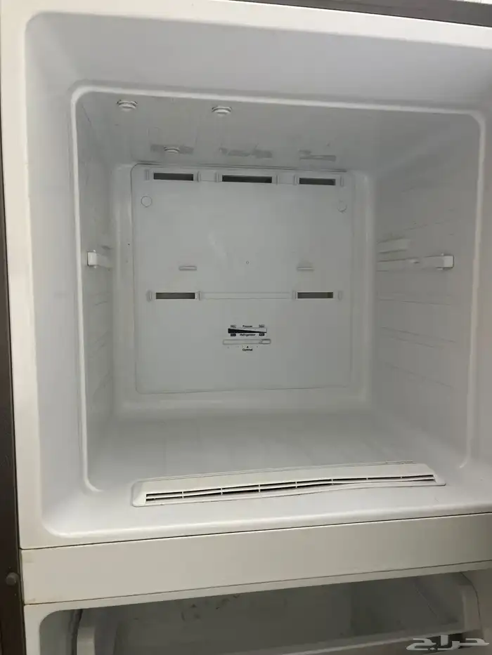 ثلاجه نضيف مافيه ولا شي تبريد قوي ثلج 0