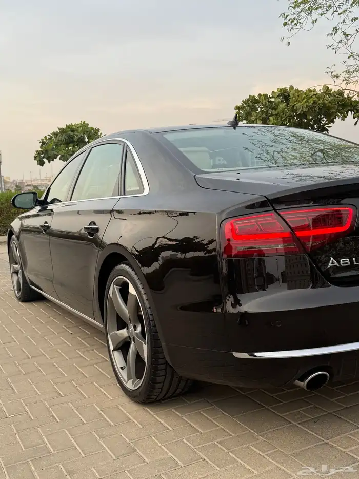 اودي A8 L 2012 نظيف بودي بلد 6