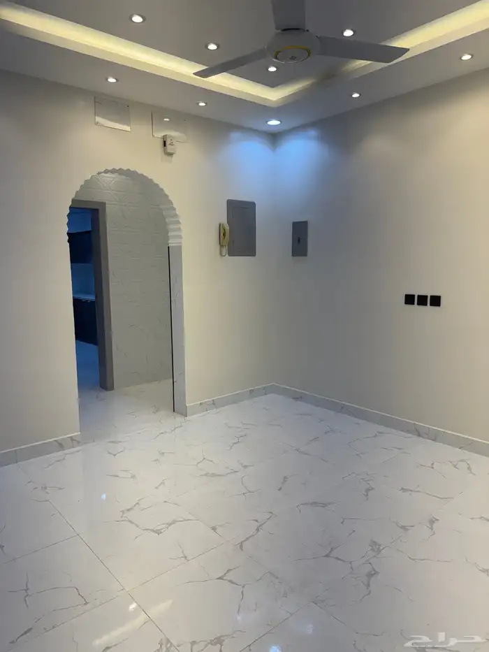 شقتين دور ثاني مخطط هيف خلف بنده 11
