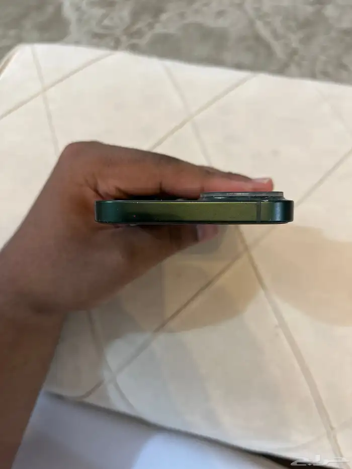 ايفون 13 عادي 3