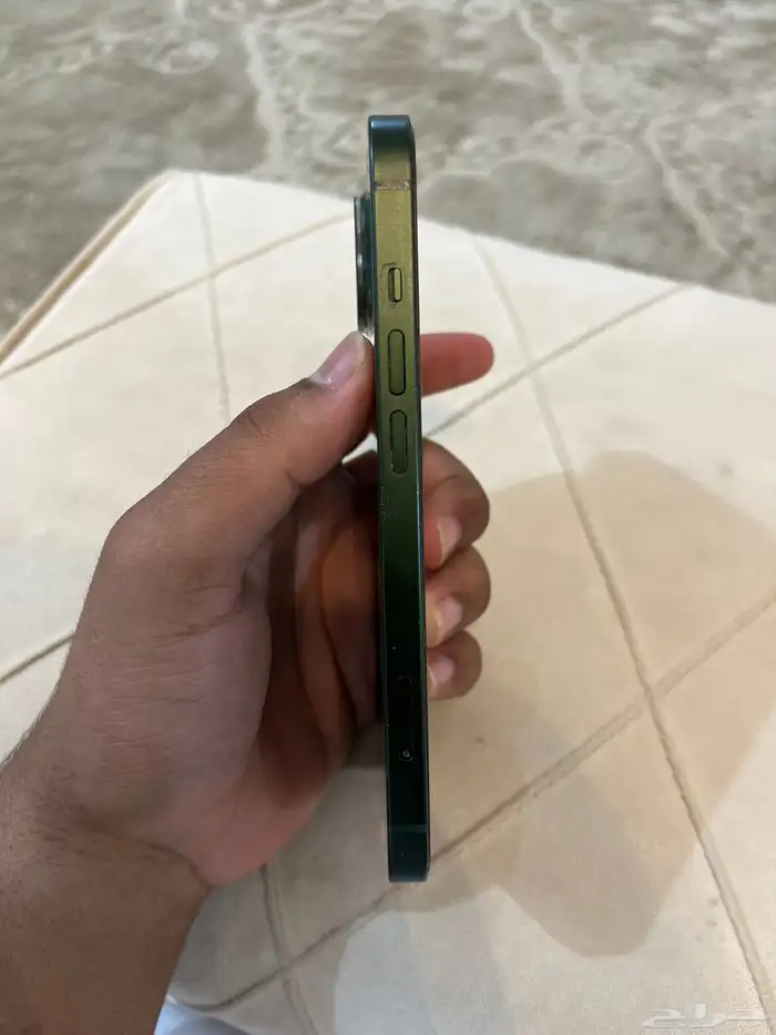 ايفون 13 عادي 2