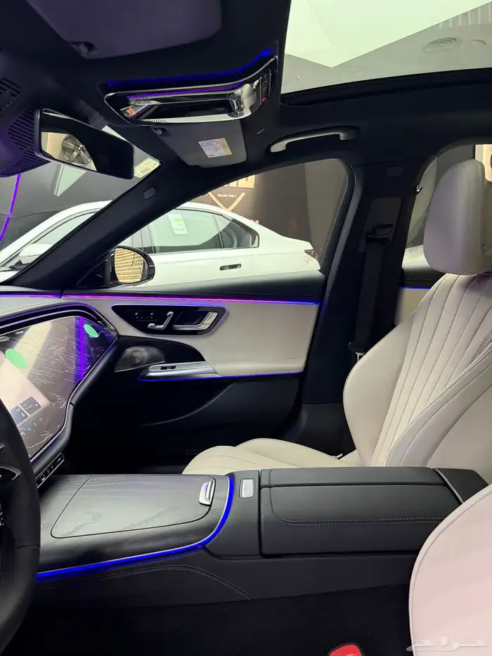 مرسيدس E300 2025 جديد اعلى مواصفات 9