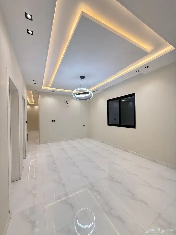 للبيع شقه علويه بسطح خاص ح البديع خلف الراشد مول بسعر450الف 6