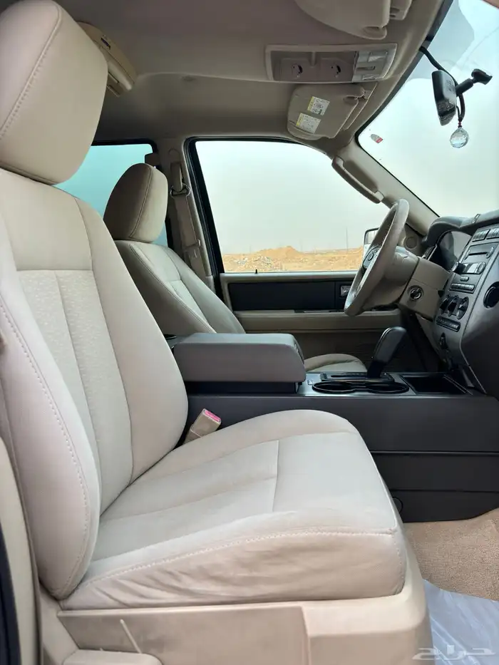 فورد اكسبديشن 2013 طويل بدي وكاله نص فل XLT 17