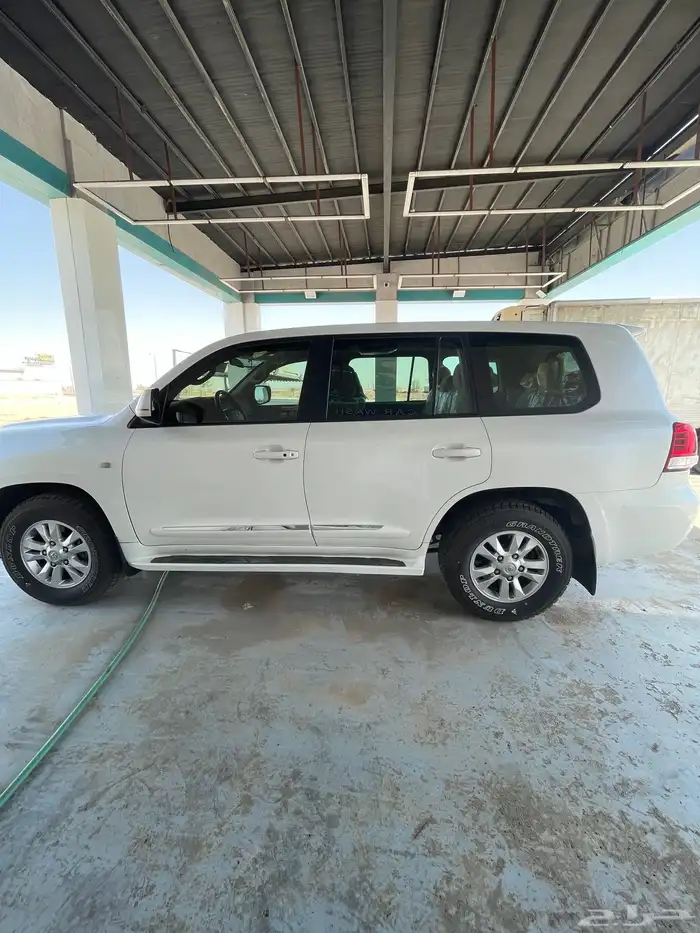 جي اكس ار لاندكروزر V8 3 فل كامل 16