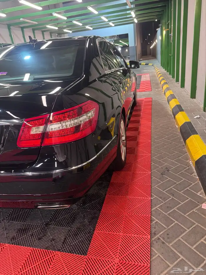 للبيع مرسدس بنز E300 موديل 2012 نظيف جدا 2