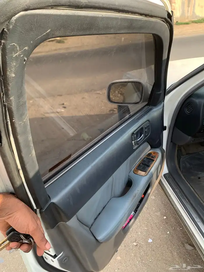 لكزس LS 400 فل كامل أمريكي 26
