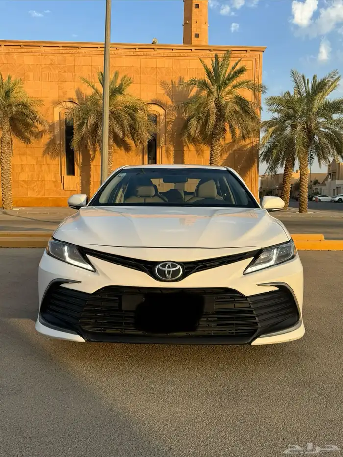 كامري 2021 ابيض سعودي نظيفة جدا 1
