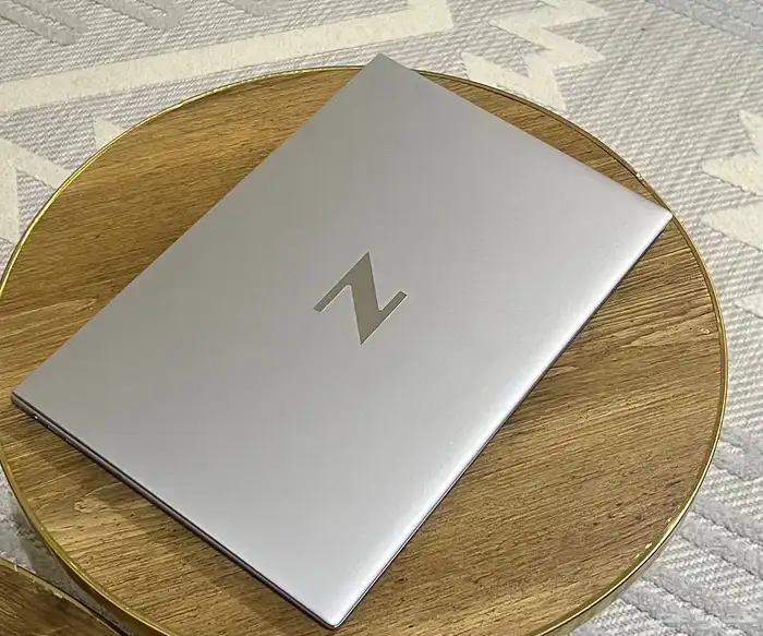 لابتوب HP Z book سعر امازون 14.999 للبيع بسعر 10.000 2