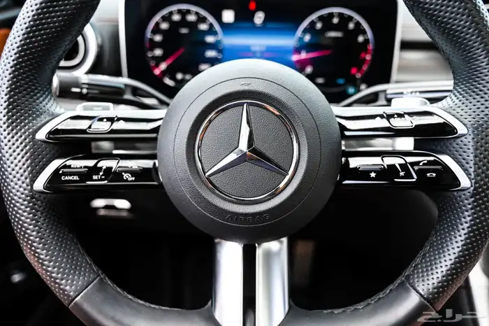 أجمل 2024 مرسيدس C300 فل كامل شبه جديده وسعر مميز 18