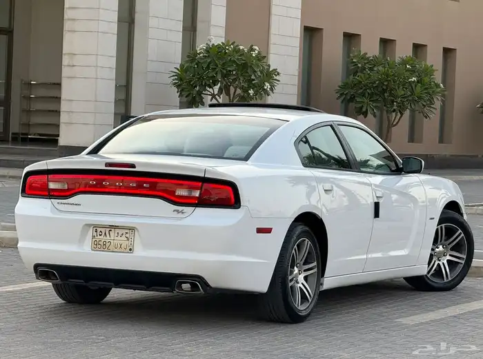 دوج تشارجر 2014 فل هاوس هيمي الحد 35 الف 6