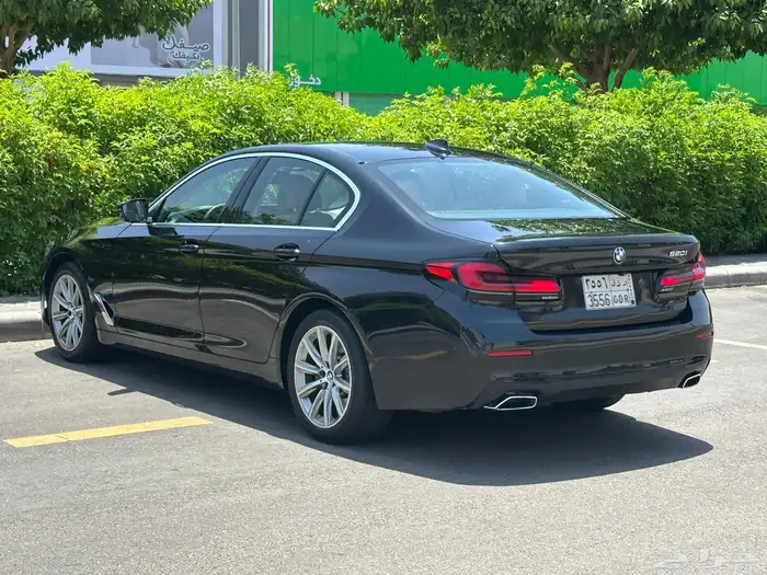 BMW الفئة الخامسة الموديل 2023 البيع 129000 الف 5