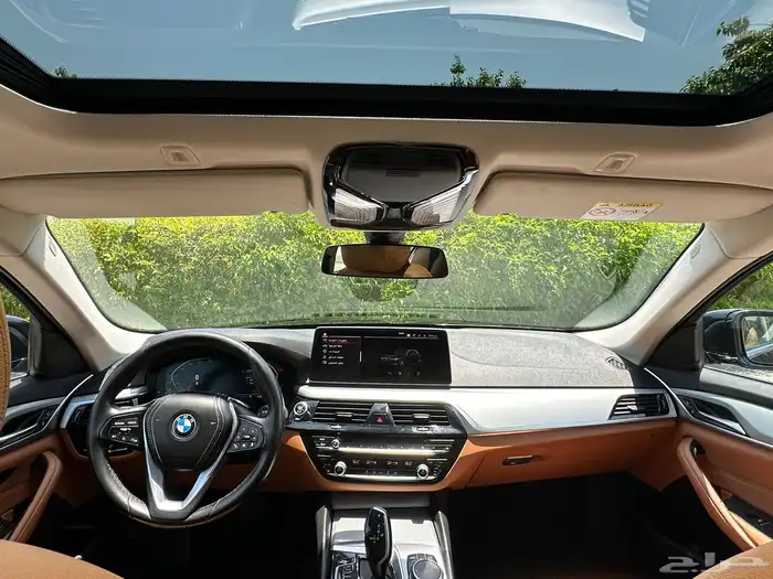 BMW الفئة الخامسة الموديل 2023 البيع 129000 الف 26