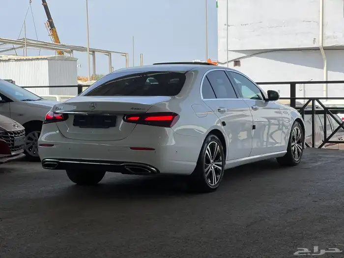 مرسيدس E350 2021 4