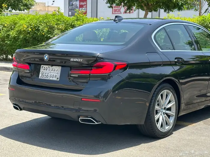 BMW الفئة الخامسة الموديل 2023 البيع 129000 الف 10