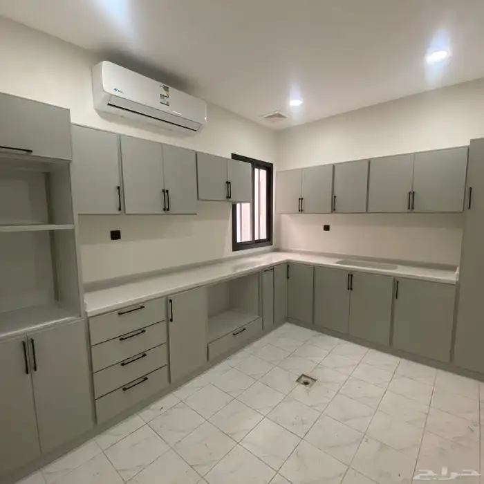 شقة فاخرة الايجار حي الحمراء الخبر 4