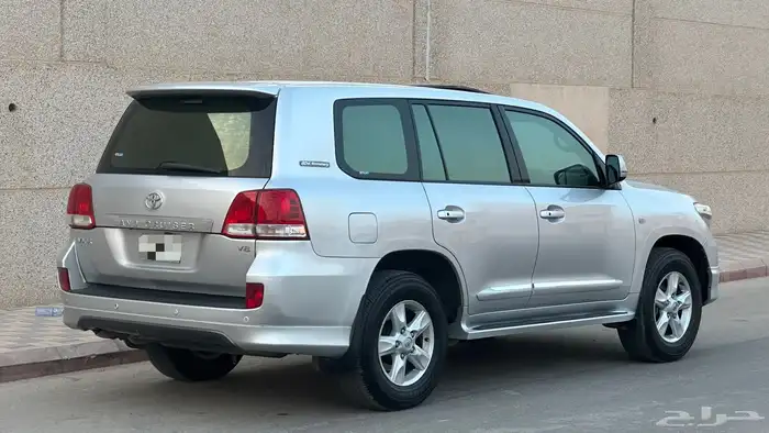 لاندكروزر2010 4