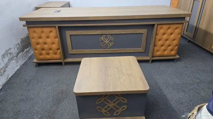 مكاتب دولاب طقم كراسي جلد فخم 0  5  7  3  4  5  0  9  4  6 12