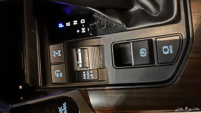 لاندكروزر 2022 GXR L4 8