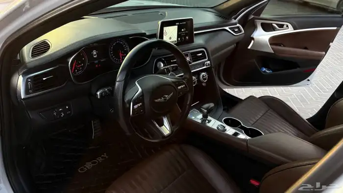 Genesis G70 2019 V6 12
