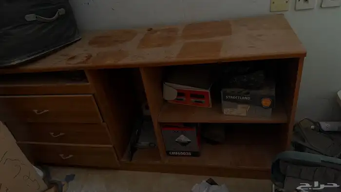 مكتب خشب كامل مع خزانه 3