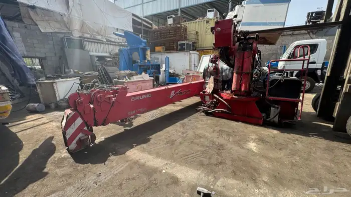 كرين يونيك ياباني unic حمولة 12 طن 2